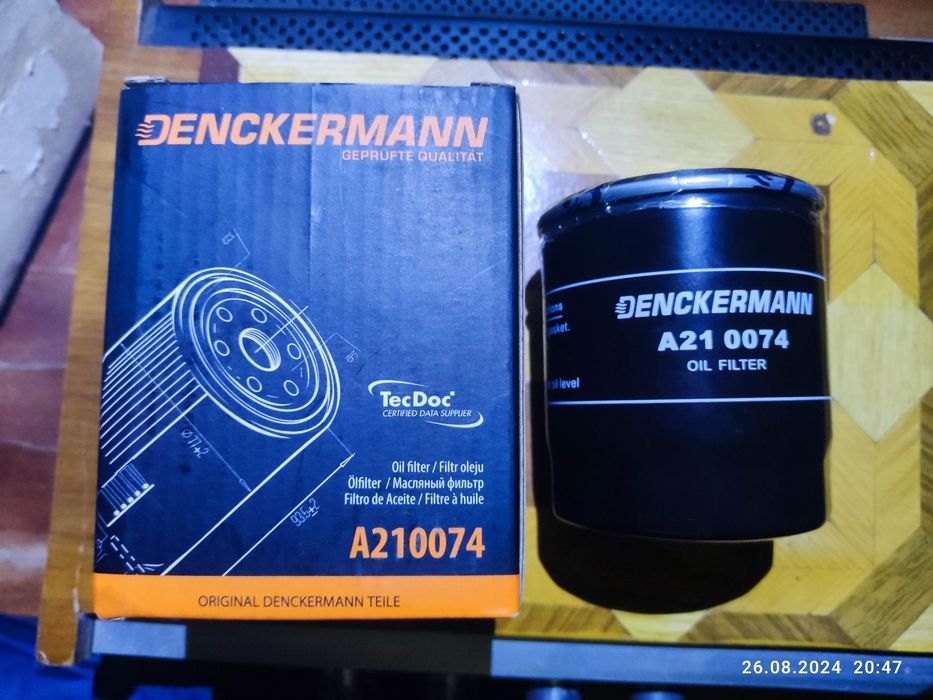 Фильтр масляный denckermann A210074