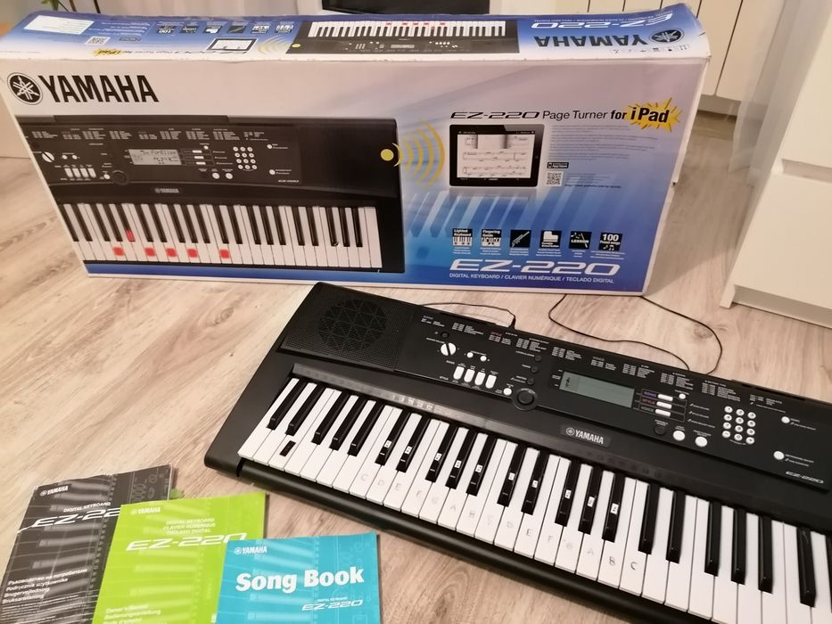 Keyboard marki YAMAHA