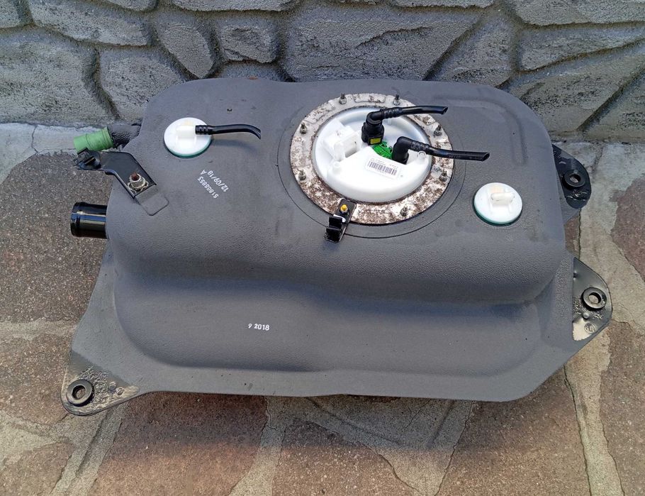 Паливний бак метал. з насосом Fiat Doblo 1.4b (2015-)