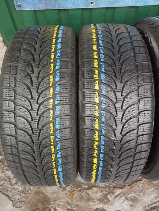 Пара зимових шин Bridgestone 235/55/18