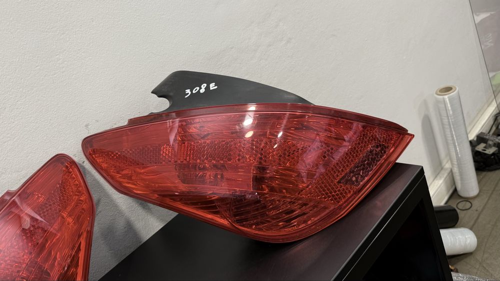 farolim traseiro direito / esquerdo led Peugeot 308ano 2008