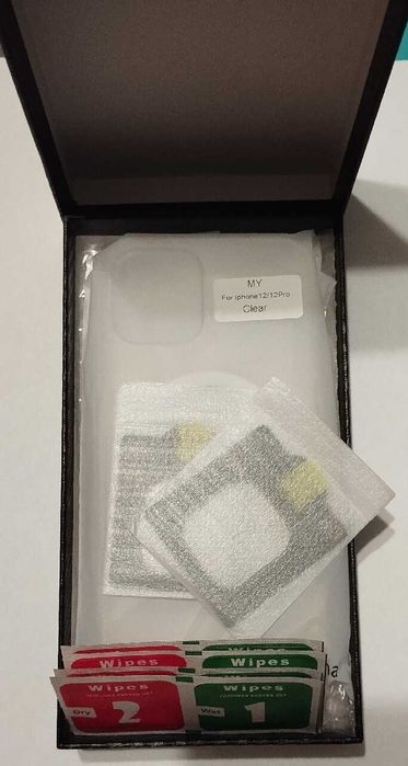 Apple iPhone 12/12 Pro Clear Case z MagSafe białe etui na telefon