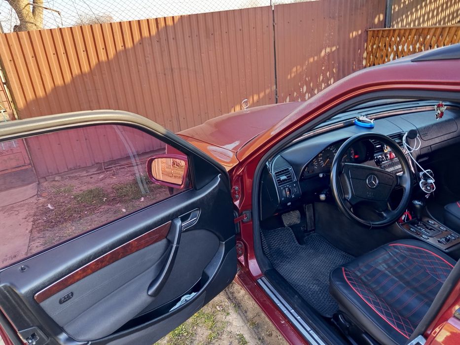 Продам власний автомобіль