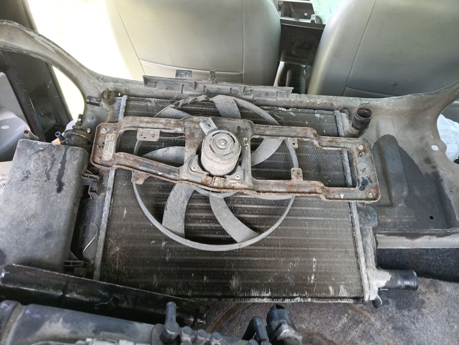 Renault Twingo запчастини