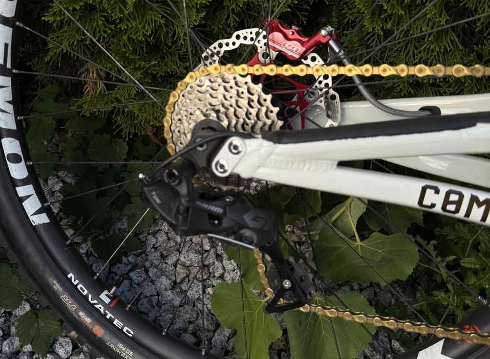 Commencal Supreme V4 XL