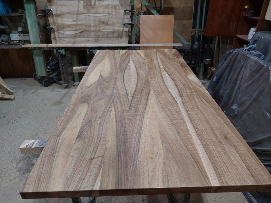 Blat z orzecha włoskiego