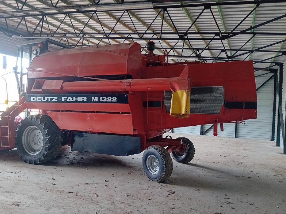Kombajn Deutz fahr m 1322 gotowy do zniw