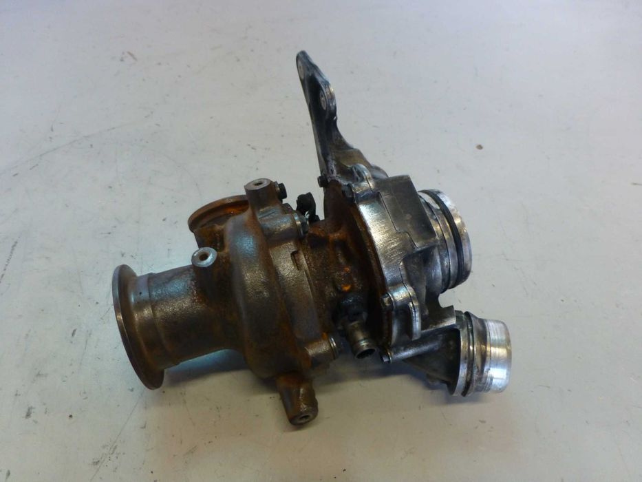 BMW 3 F30 F31 F34 F36 F20 F10 2,0D B47 190 KM turbosprężarka turbo 8570082 oryginał