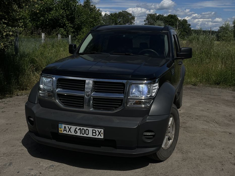 Продам Dodge Nitro