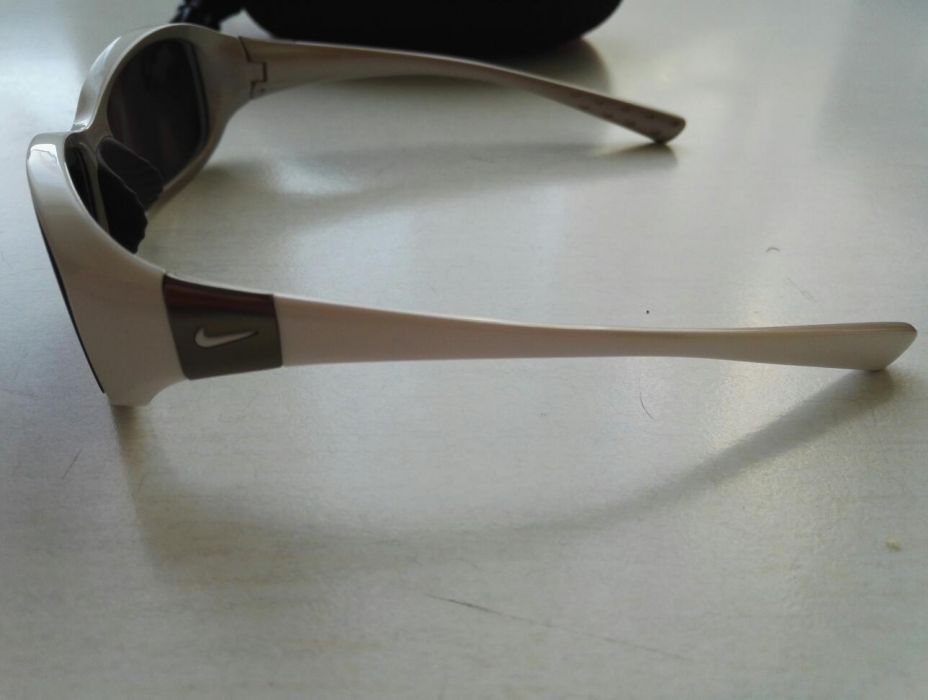 Okulary przeciwsłoneczne KOREKCYJNE Nike Siren EV0580 OP-4,75 OL-4,50