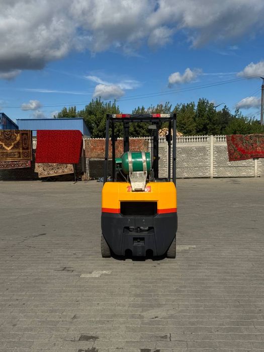 Навантажувач TCM FG-15 Погрузчик