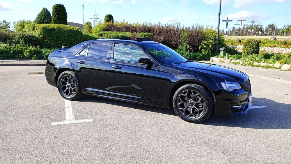 Chrysler 300s 3.6 AWD 300KM 2022r