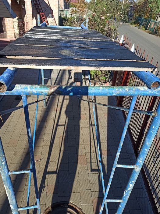 Оренда Риштування ліса будівельні для фасаду і ремонту 3x2x1 Трапи Луц