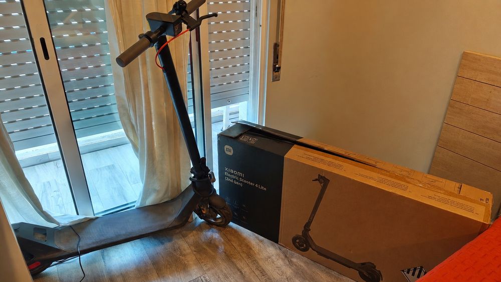 Trotinete Xiaomi scooter 4 2gen