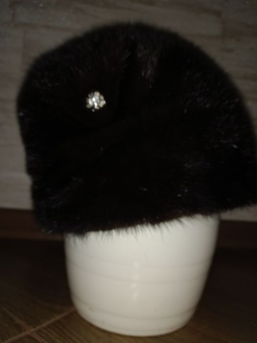 Шапка норкова чорна розмір S