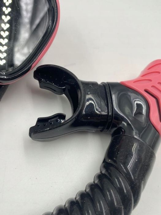 outlet okulary do nurkowania z rurką różowo czarne dla dorosłych opis