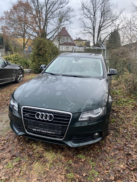 Swieżo sprowadzona Audi A4 3.2  benzyna