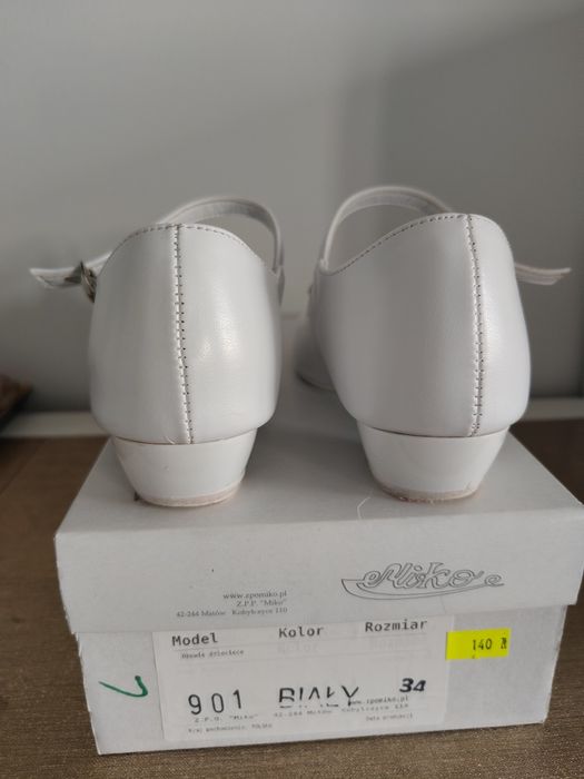 Buty komunijne 34r