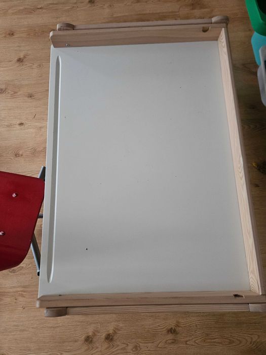 Biurko FLISAT ikea z krzesłem
