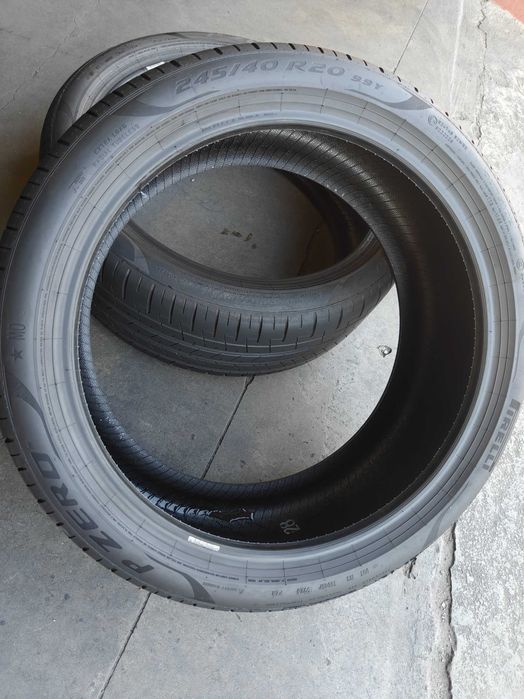 Pirelli PZero R20 245/40 2шт шини літні 24рік з нового мерседес передні шини