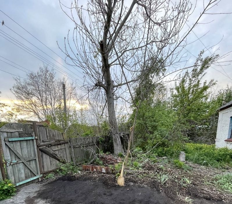 Продаж будинку у мальовничому місці