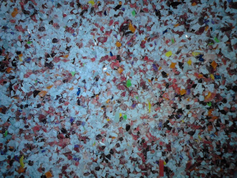 wyprzedaż tworzyw poprodukcyjnych