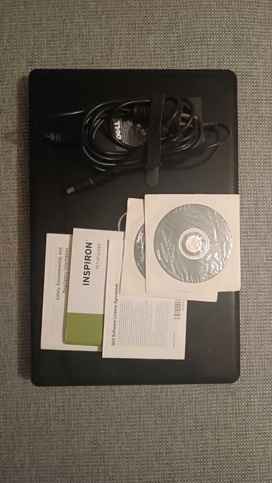 Dell Inspiron 1750