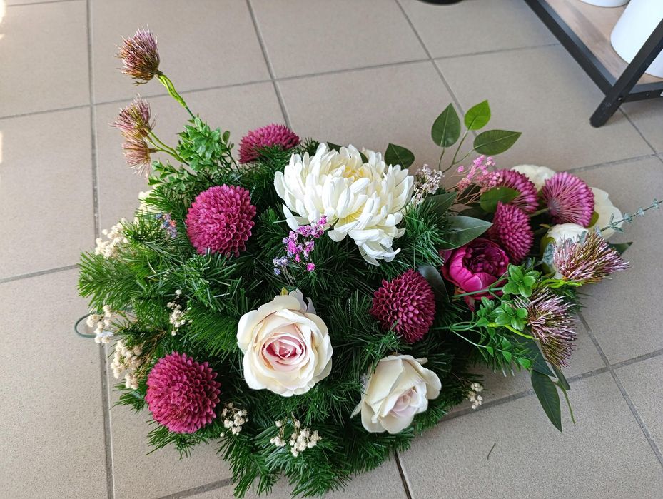 Komplet wiązanka stroik sztuczne kwiaty kompozycja na grób cmentarz