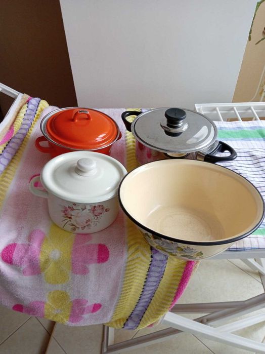 Набір кастрюль б/у