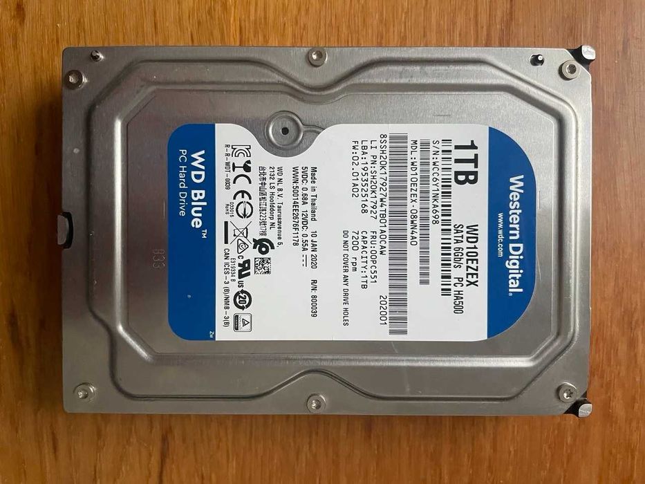 HDD Western Digital Blue 1TB WD10EZEX — чудовий стан