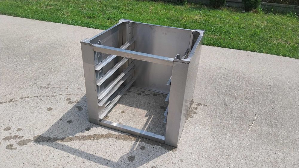 Podstawa ze stali pod piec 60x55x57 cm
