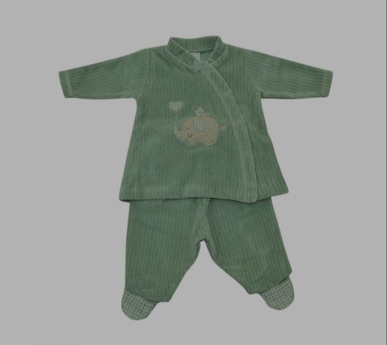 2 conjuntos verde bebe