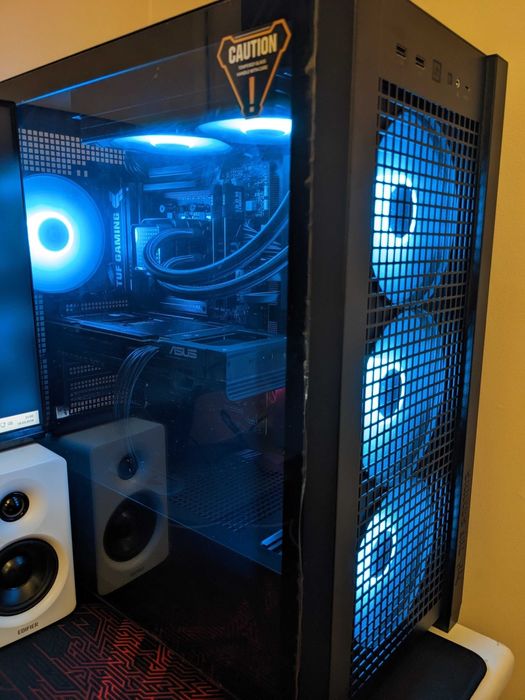 Komputer ASUS 9800X3D RTX 5070 Ti 32GB 2TB W11 Gwarancja