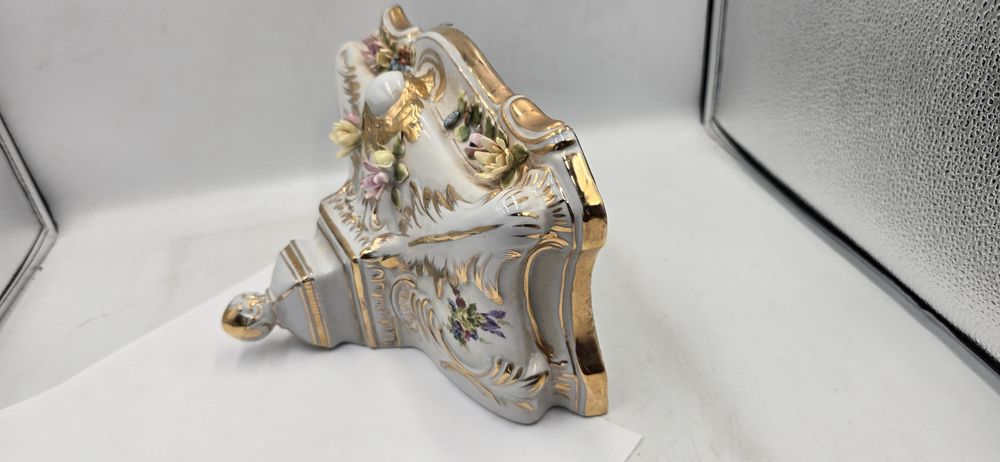 Bogato zdobiona porcelanowa konsola Rudolf Bottger