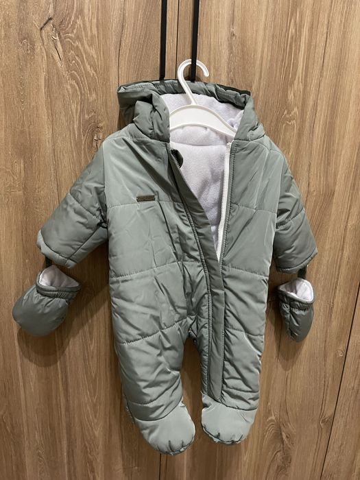 Зимовий комбінезон(62 розмір)