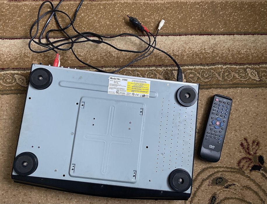 DVD-програвач Mustek V560 black DVD-PLAYER