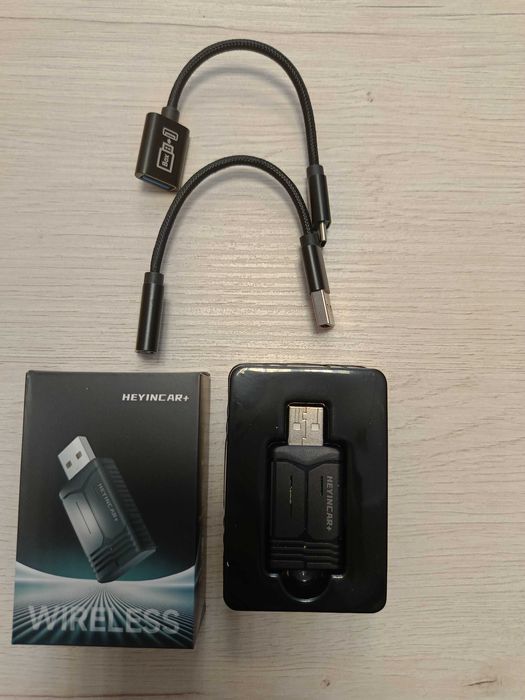 Bezprzewodowy adapter CarPlay Android Auto adapter USB typu plug&play