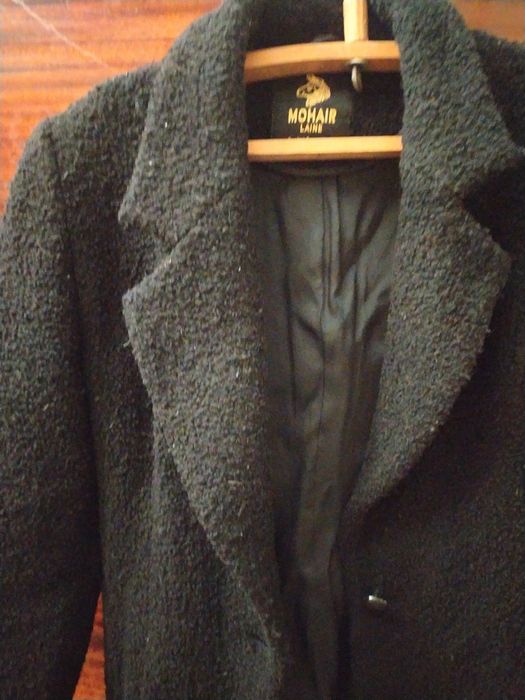 Мохеровое пальто чёрное