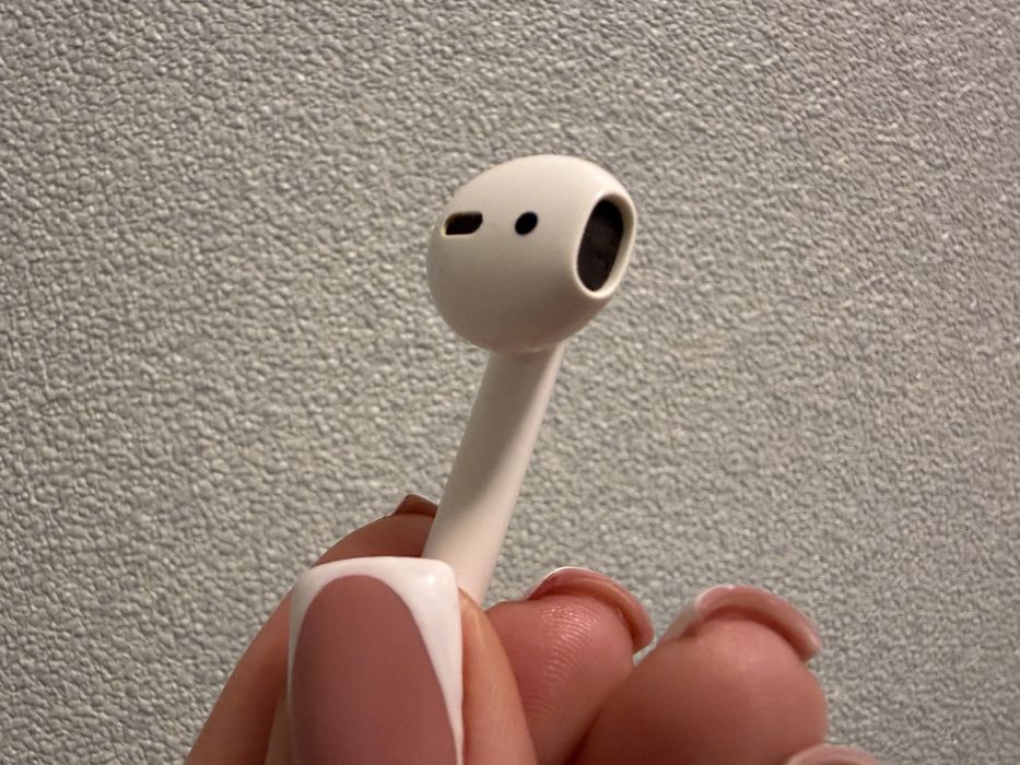 Навушники AirPods  перше покоління оиигінал