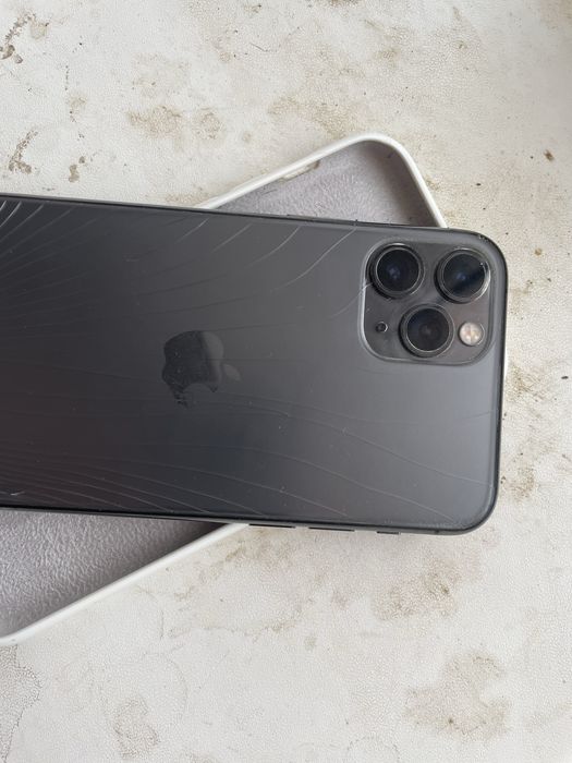Айфон iphone 11 pro 5900 грн
