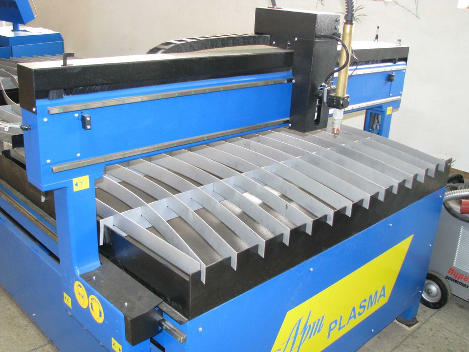 Машина металорізальна плазмової різки з ЧПУ АртПлазма 3015