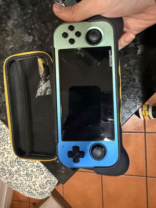Retroid pocket 3+ metal edition + bolsa + Grip + peliculas