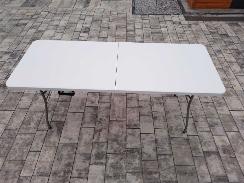 Wynajem namiotu, krzeseł, stołów, parasolii grzewczych