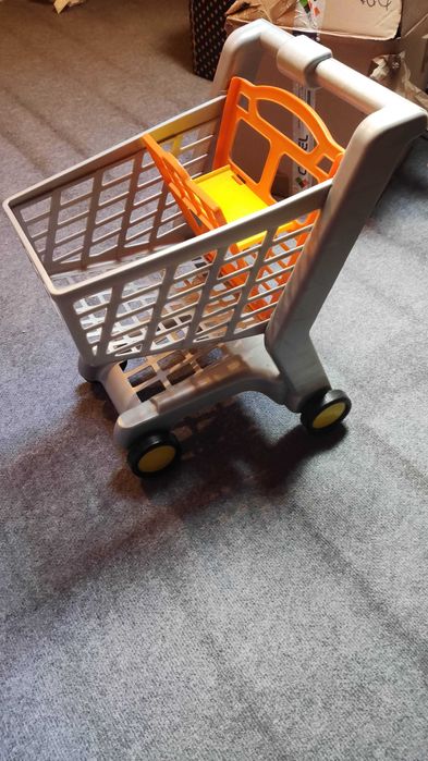 Zabawka wózek sklepowy