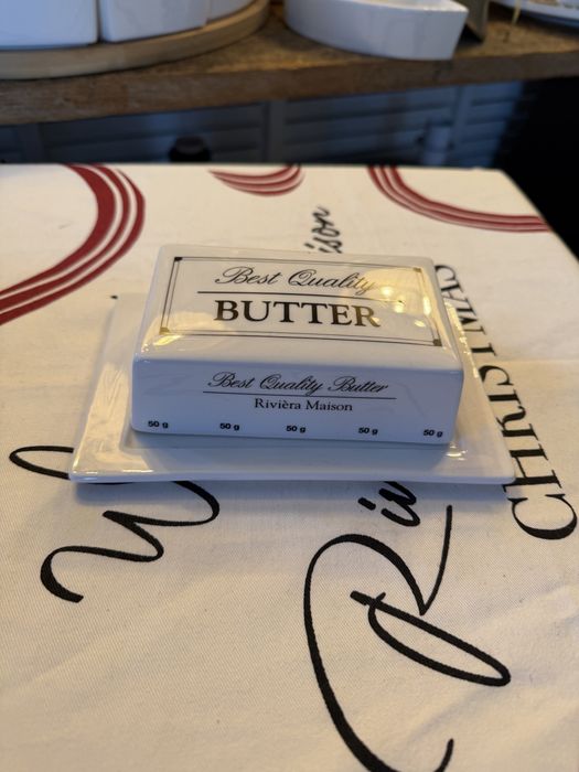 Riviera Maison ozdobna maselniczka .