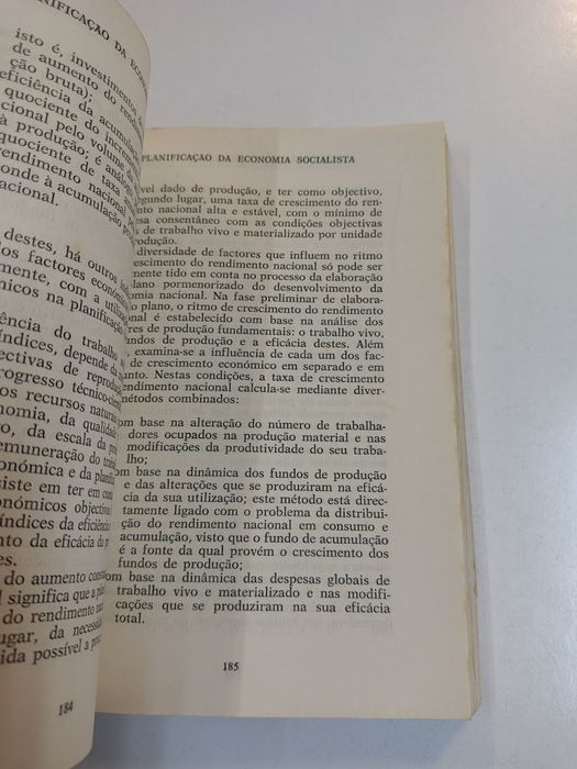 Planificação da economia Socialista, de L. Berri