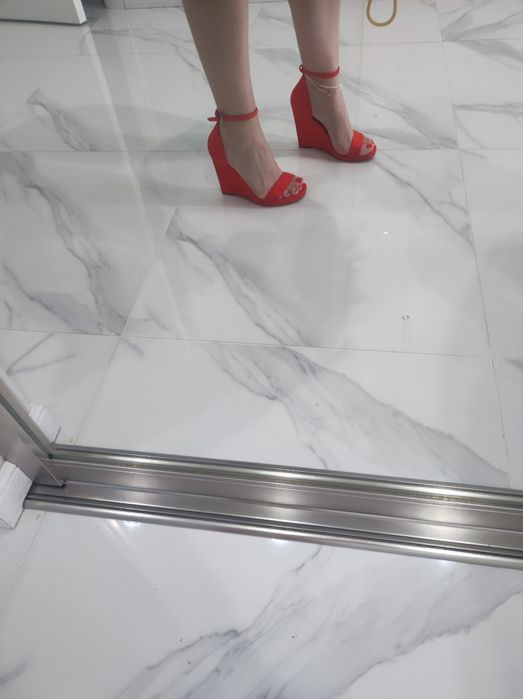 Коралові босоніжки Aldo