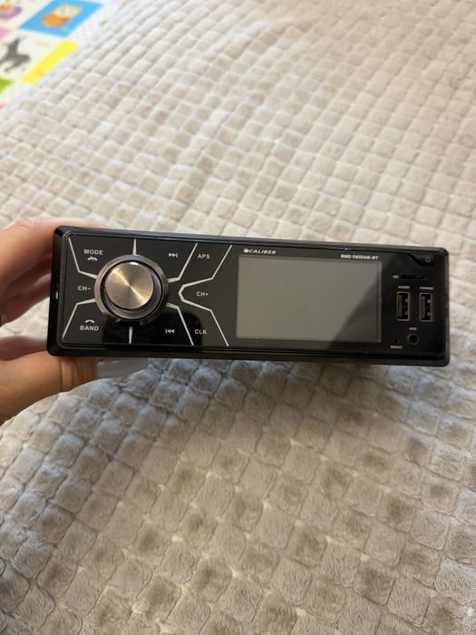 CALIBER продам магнетолу для авто 061 DAB-BT