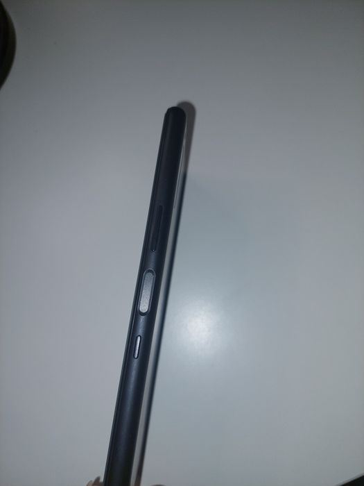 Sprzedam. Sony XPERIA L4