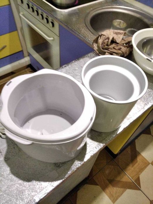 Продам мороженицу
